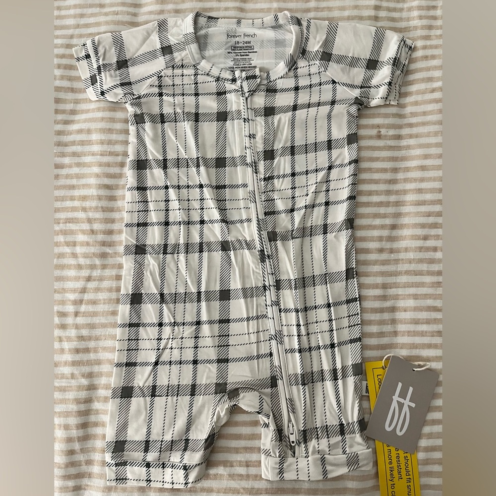 NWT- Forever French Baby Plaid Bodysuit - Black and White